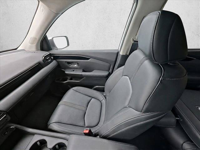 Used 2024 Honda Pilot EX-L image 18