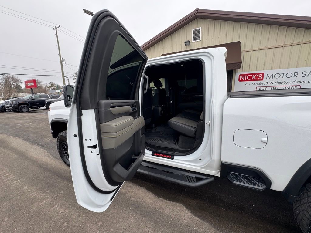 Used 2024 Chevrolet Silverado 2500 ZR2 w/ ZR2 Bison Edition image 44
