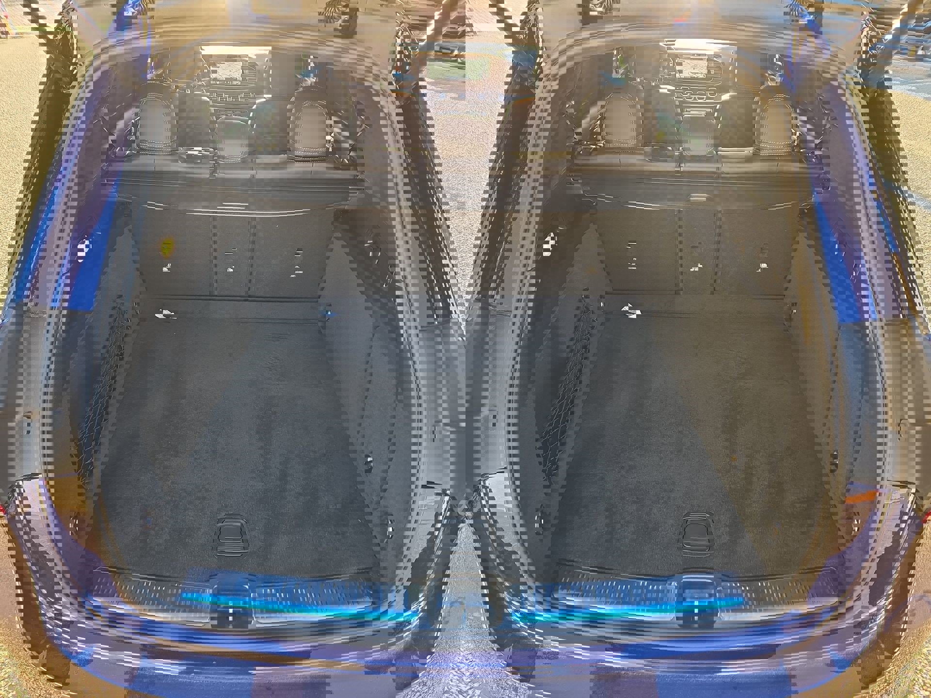 New 2026 Mercedes-Benz GLE 63 AMG S image 12