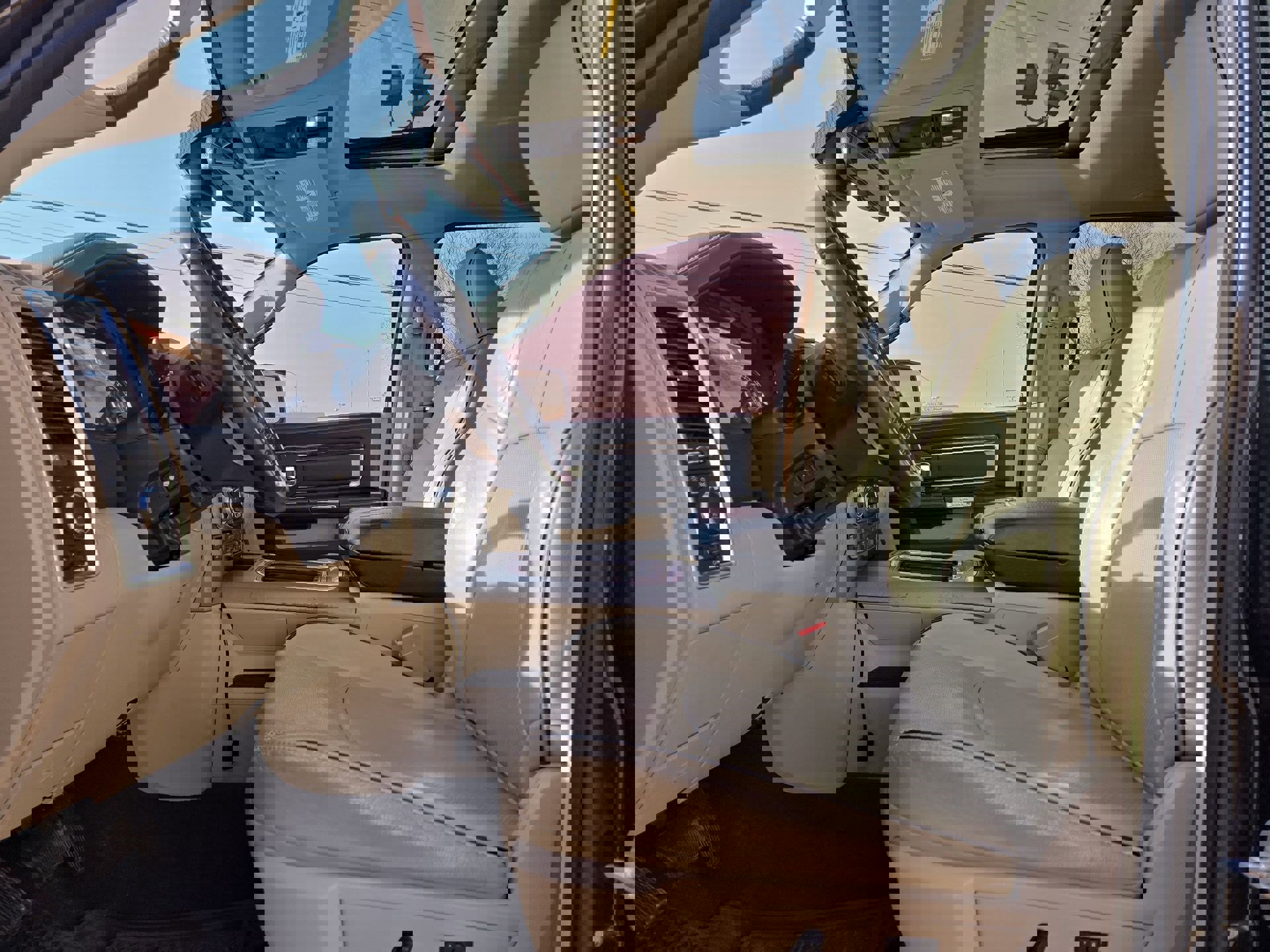 Used 2018 RAM 1500 Limited image 16