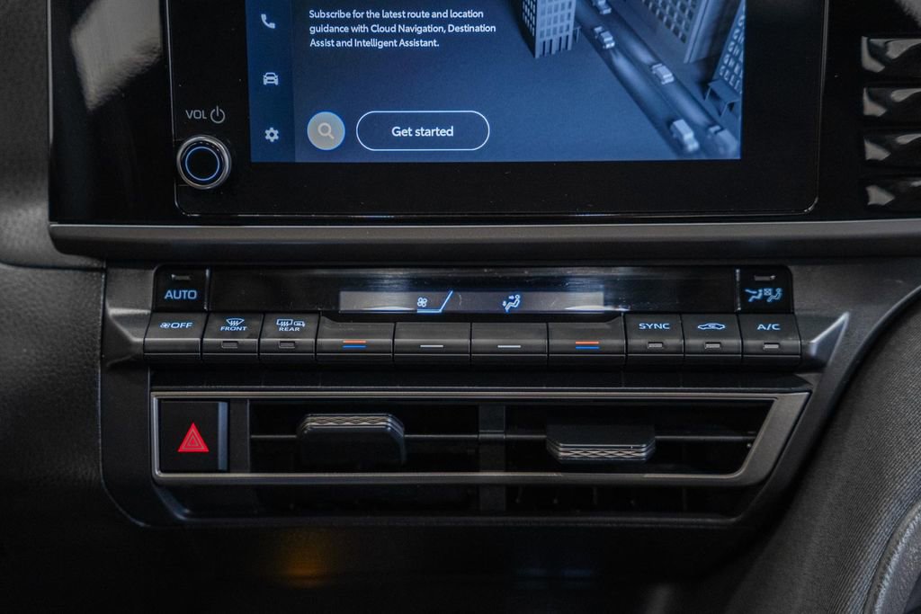 Used 2025 Toyota Camry LE image 21