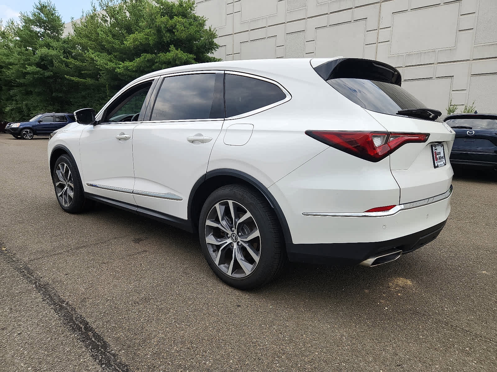 Certified 2023 Acura MDX SH-AWD w/ Technology Package image 7
