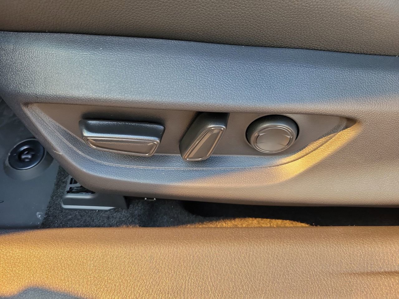 New 2026 Toyota Camry SE image 18