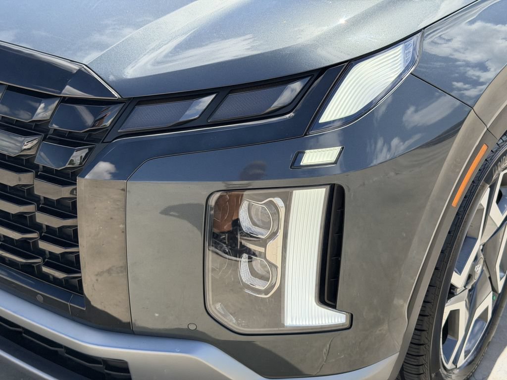 Used 2023 Hyundai Palisade Limited FWD image 10