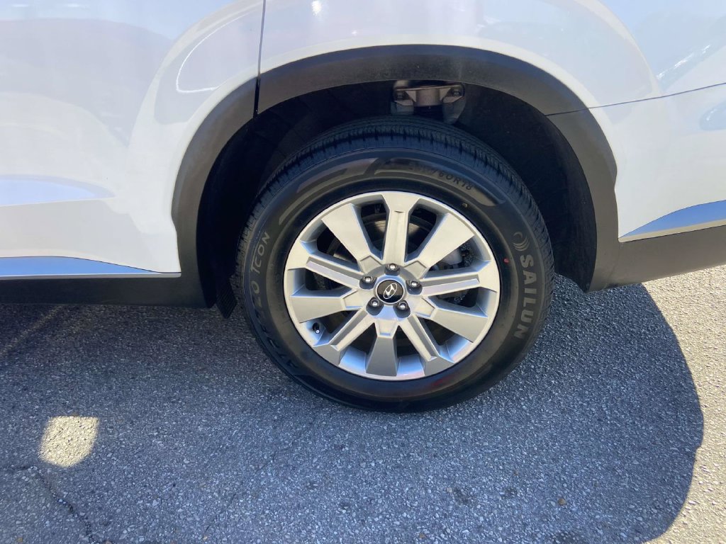 Used 2024 Hyundai Palisade SEL FWD image 6