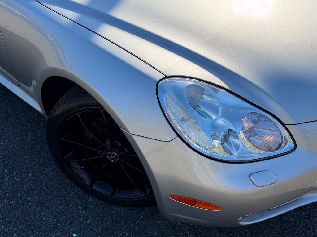 Used 2003 Lexus SC 430 Convertible RWD image 2