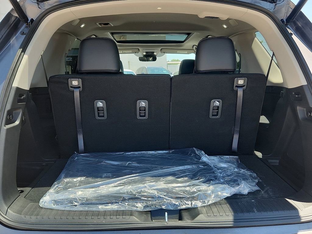 Certified 2025 Honda Pilot Touring image 25