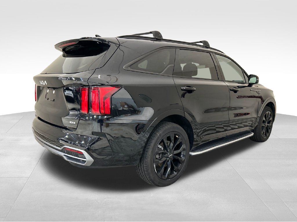 Used 2023 Kia Sorento SX AWD/4WD image 5