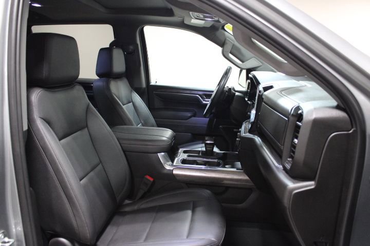Used 2024 Chevrolet Silverado 1500 LTZ w/ LTZ Premium Package image 25