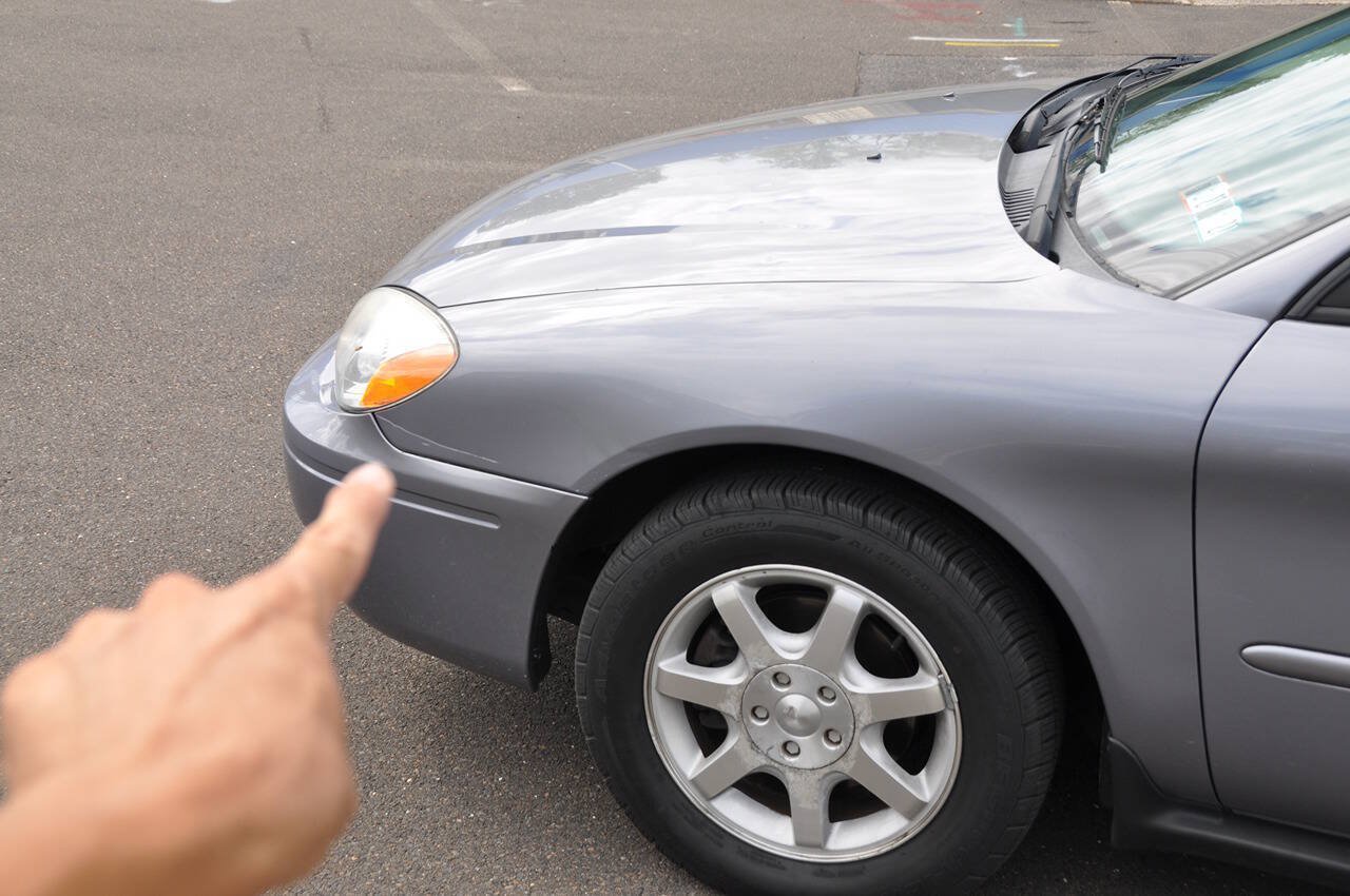 Used 2006 Ford Taurus SEL FWD image 33