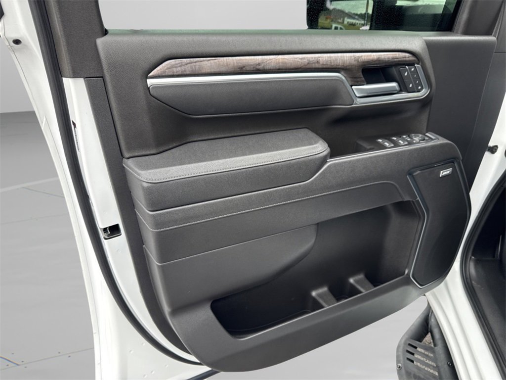 Used 2025 Chevrolet Silverado 2500 LTZ w/ Trail Boss Package image 22