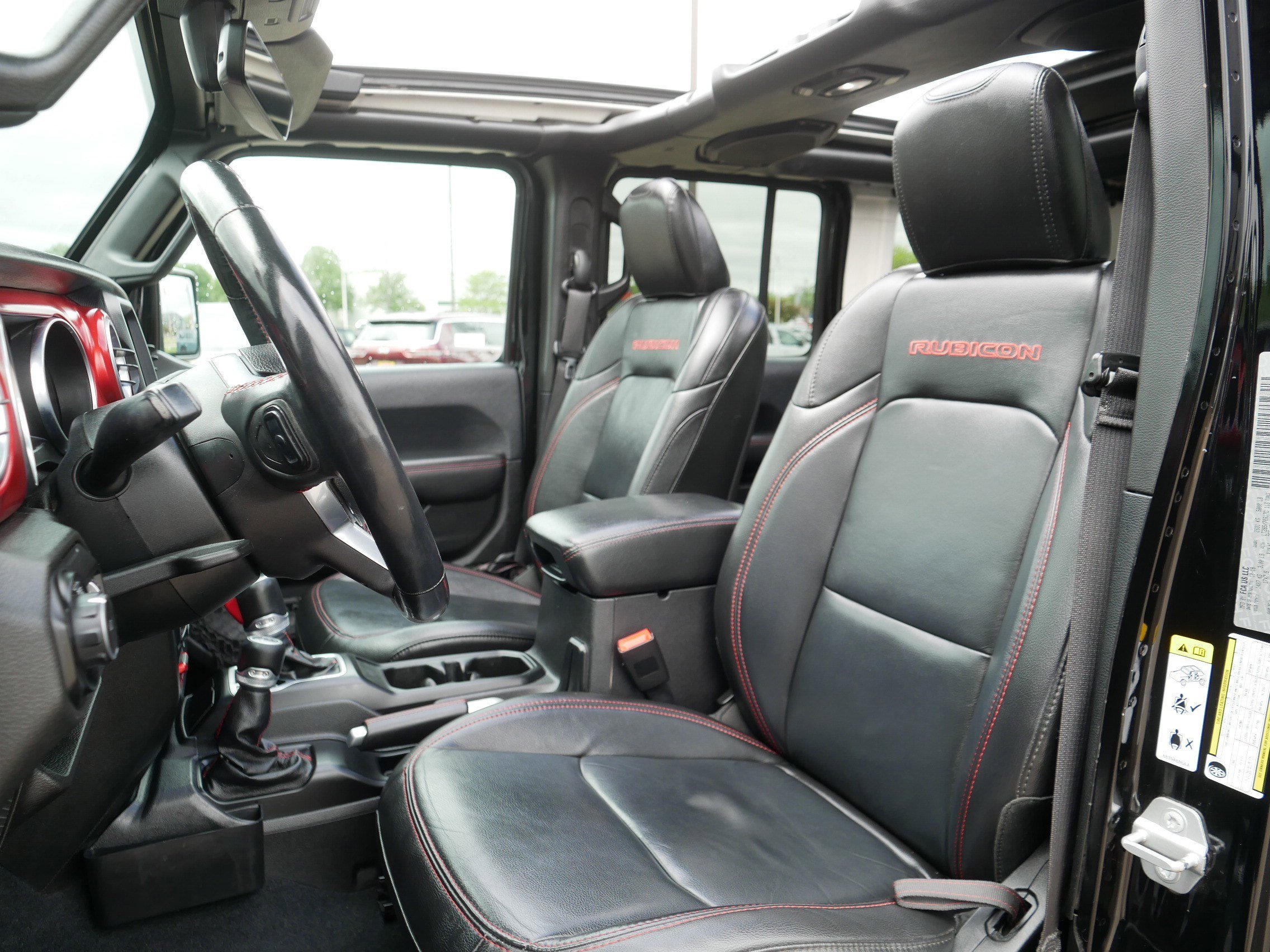 Used 2018 Jeep Wrangler Unlimited Rubicon AWD/4WD image 34