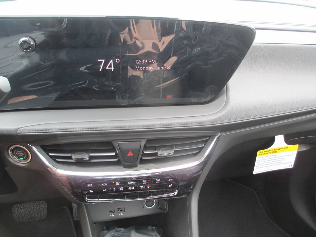 New 2026 Buick Encore GX Avenir w/ Avenir Technology Package AWD/4WD image 18