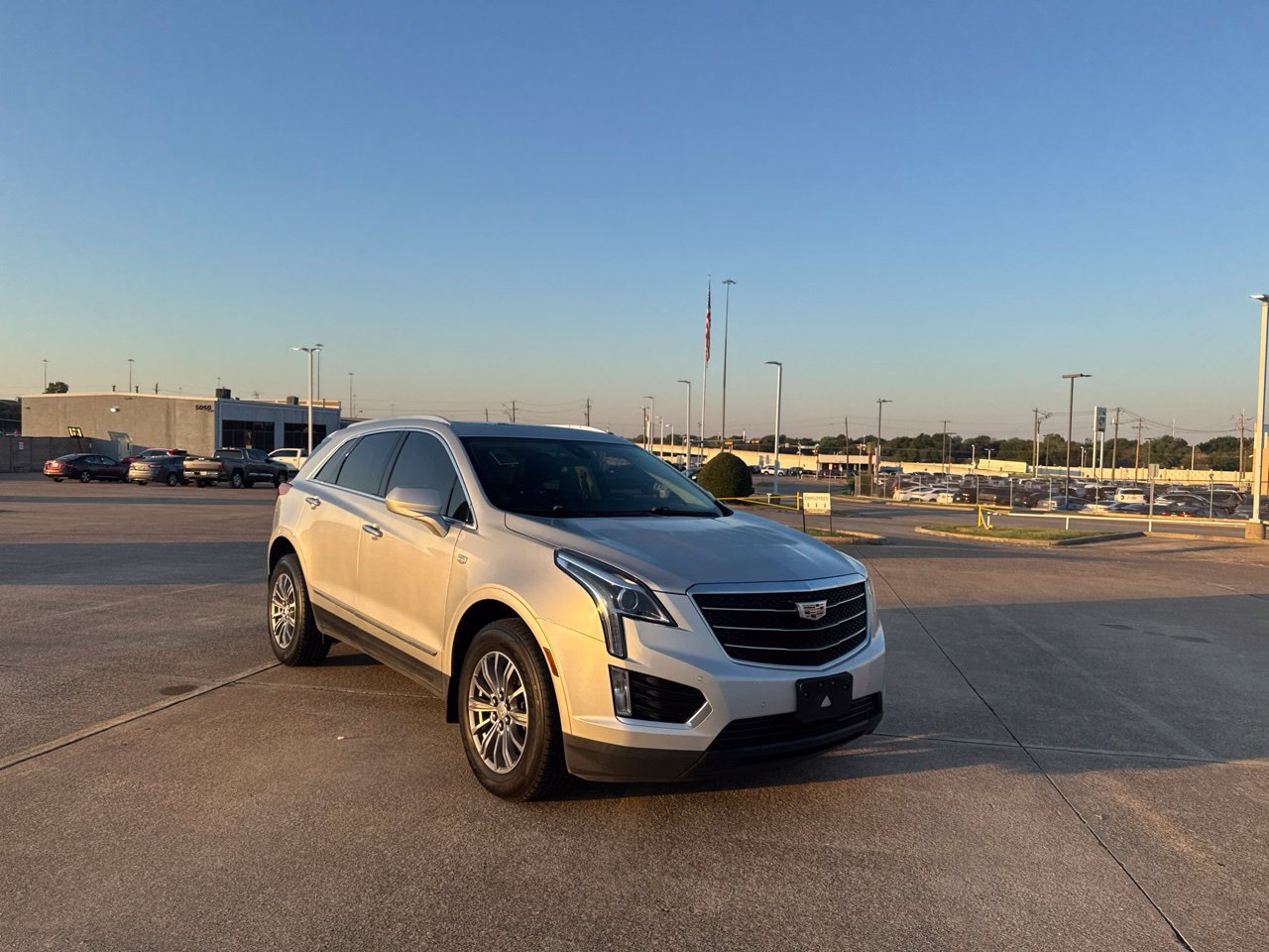 Used 2019 Cadillac XT5 Luxury FWD image 3