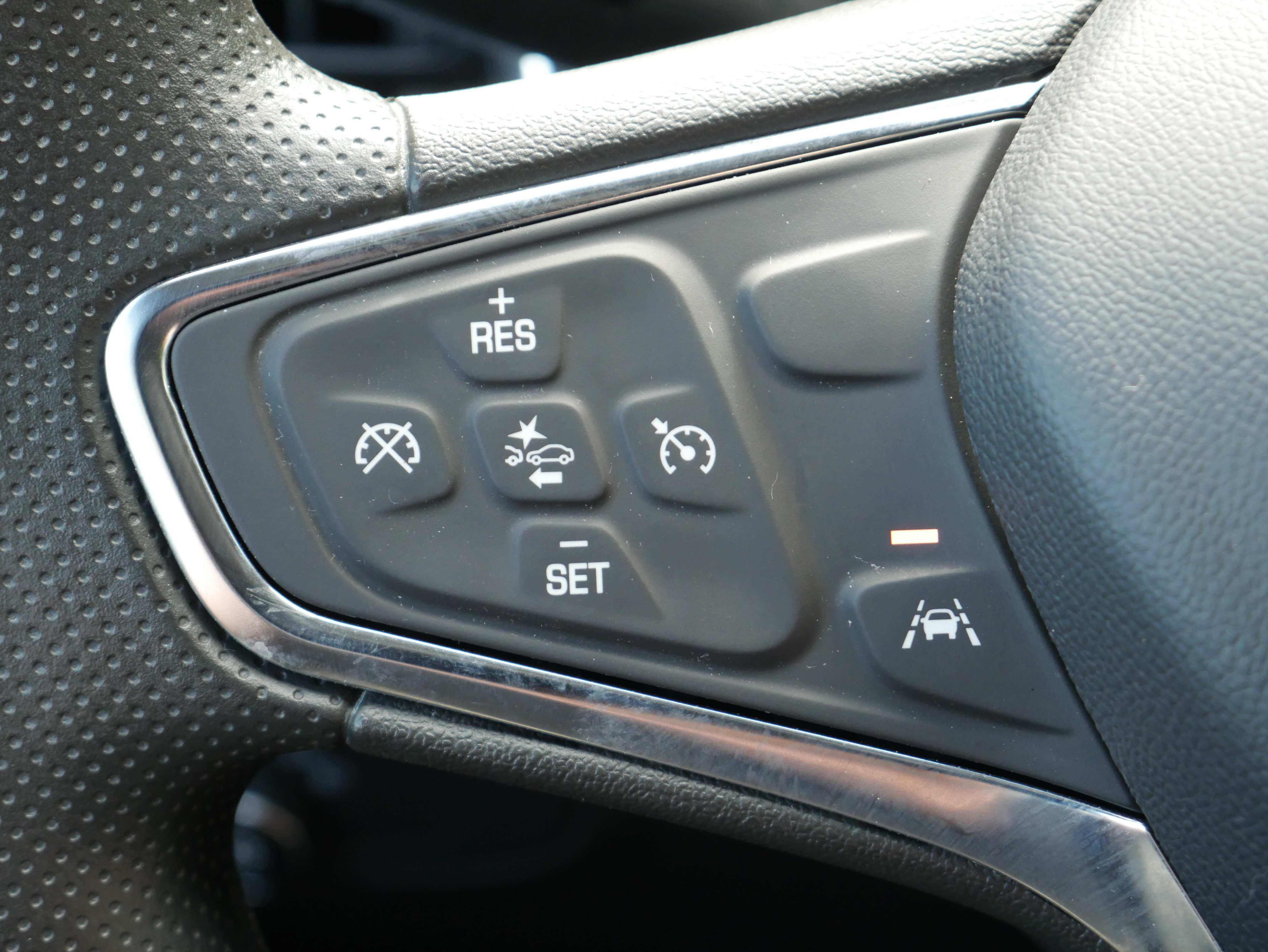 Certified 2024 Chevrolet Equinox LS w/ LS Convenience Package AWD/4WD image 22