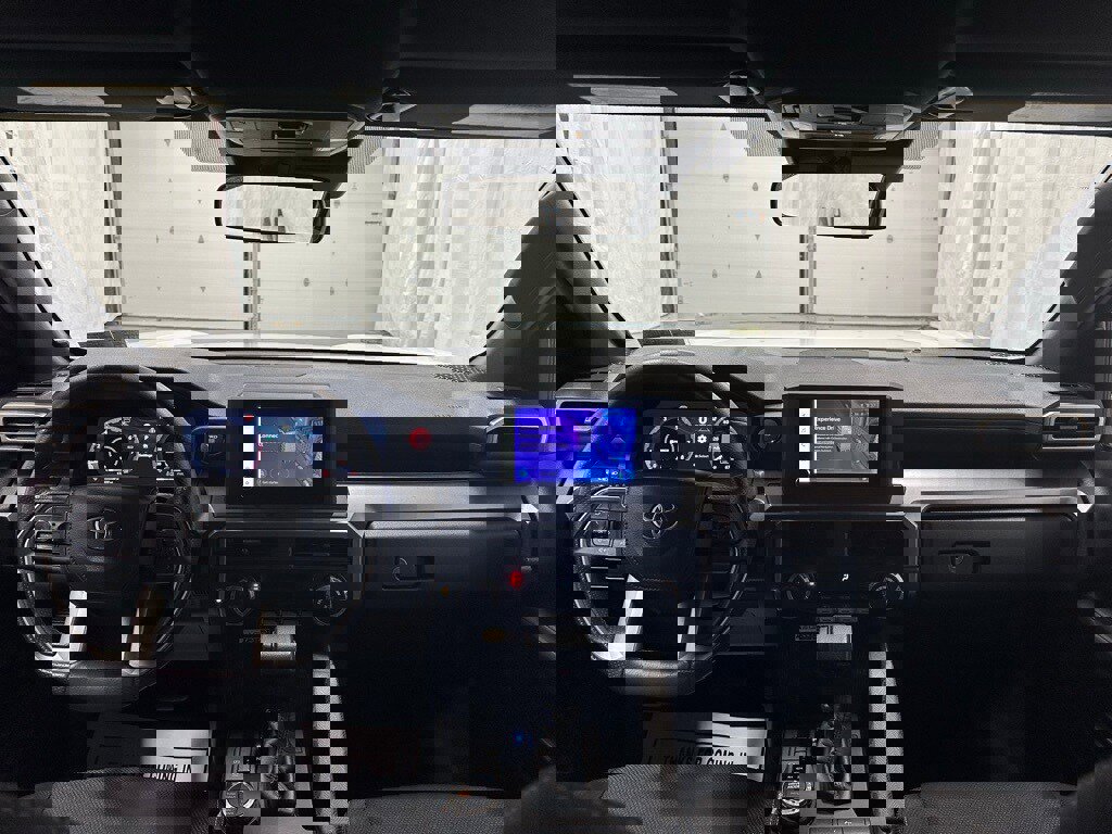 Used 2025 Toyota 4Runner TRD Off-Road image 41