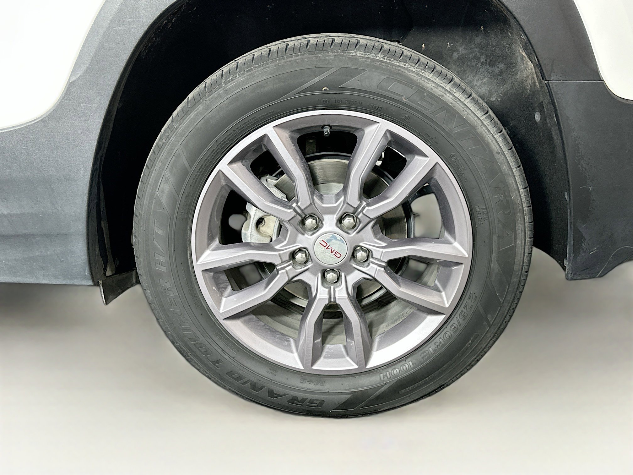 Used 2023 GMC Terrain SLT image 11