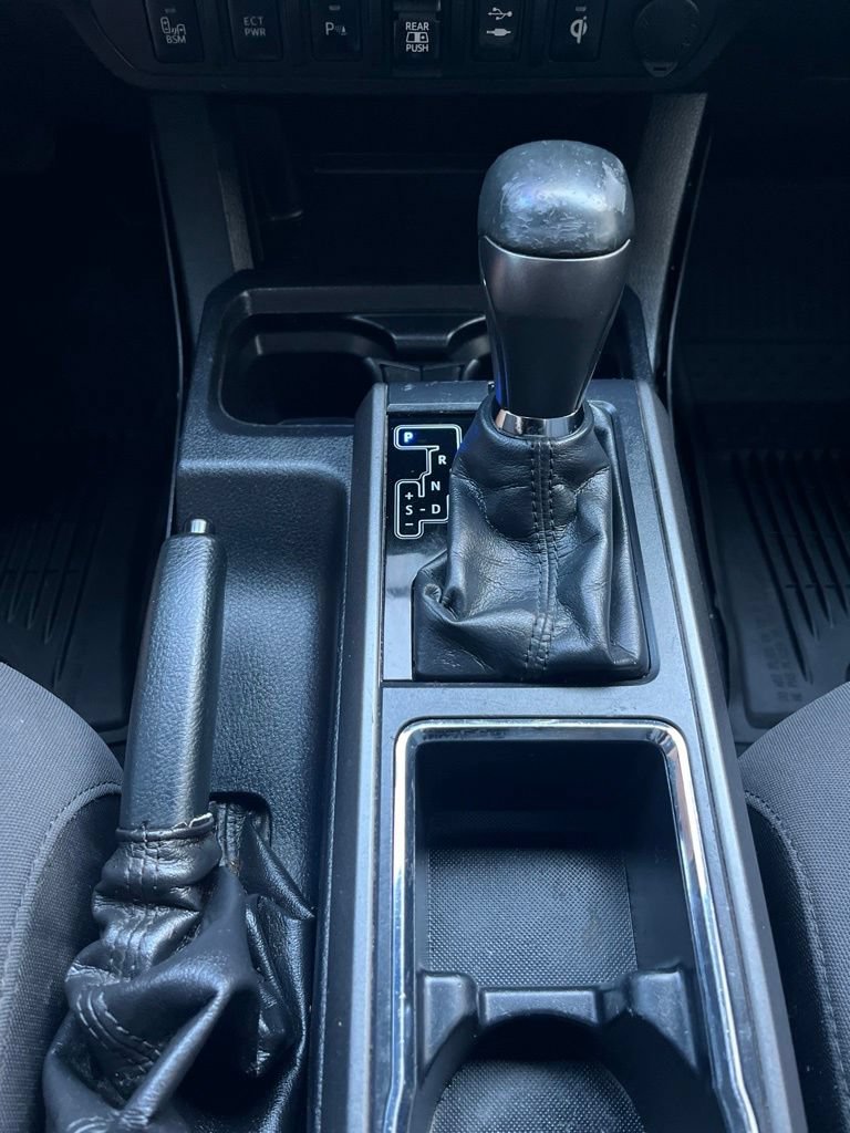 Used 2019 Toyota Tacoma TRD Sport w/ Technology Package RWD image 19