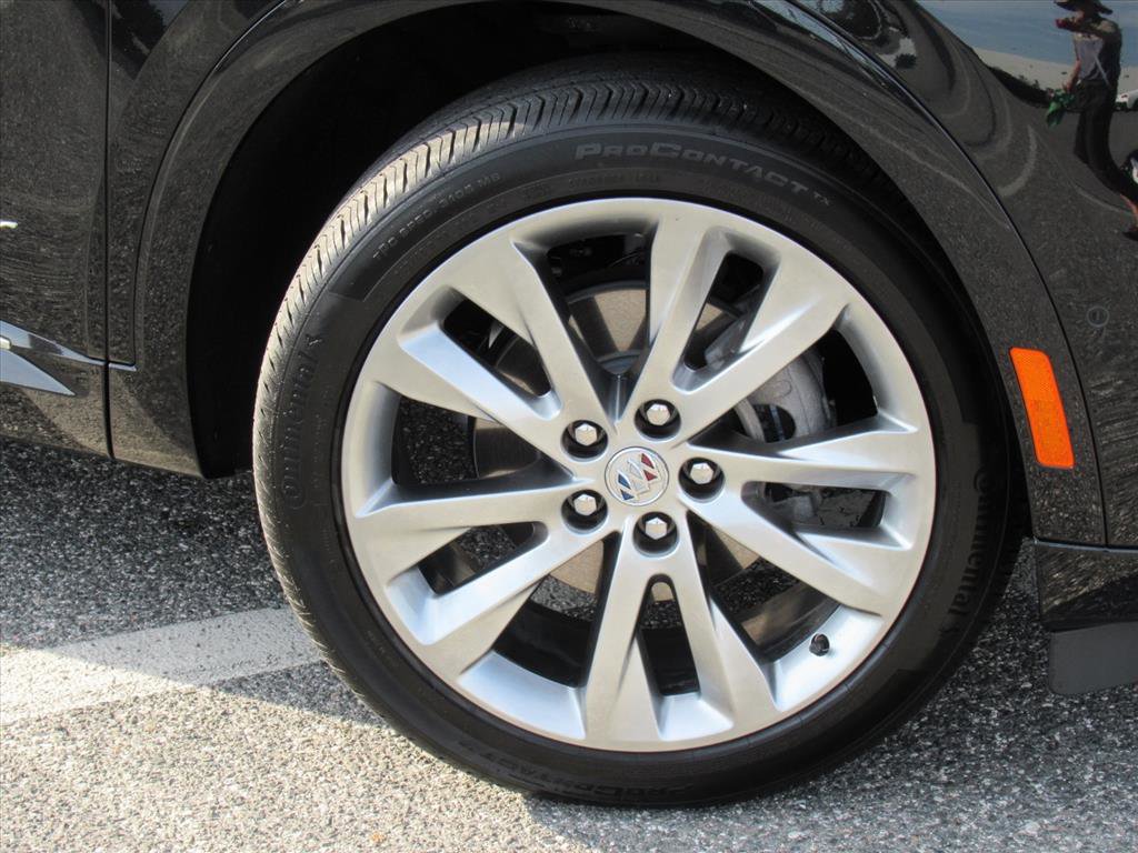 Used 2023 Buick Envision Avenir image 7