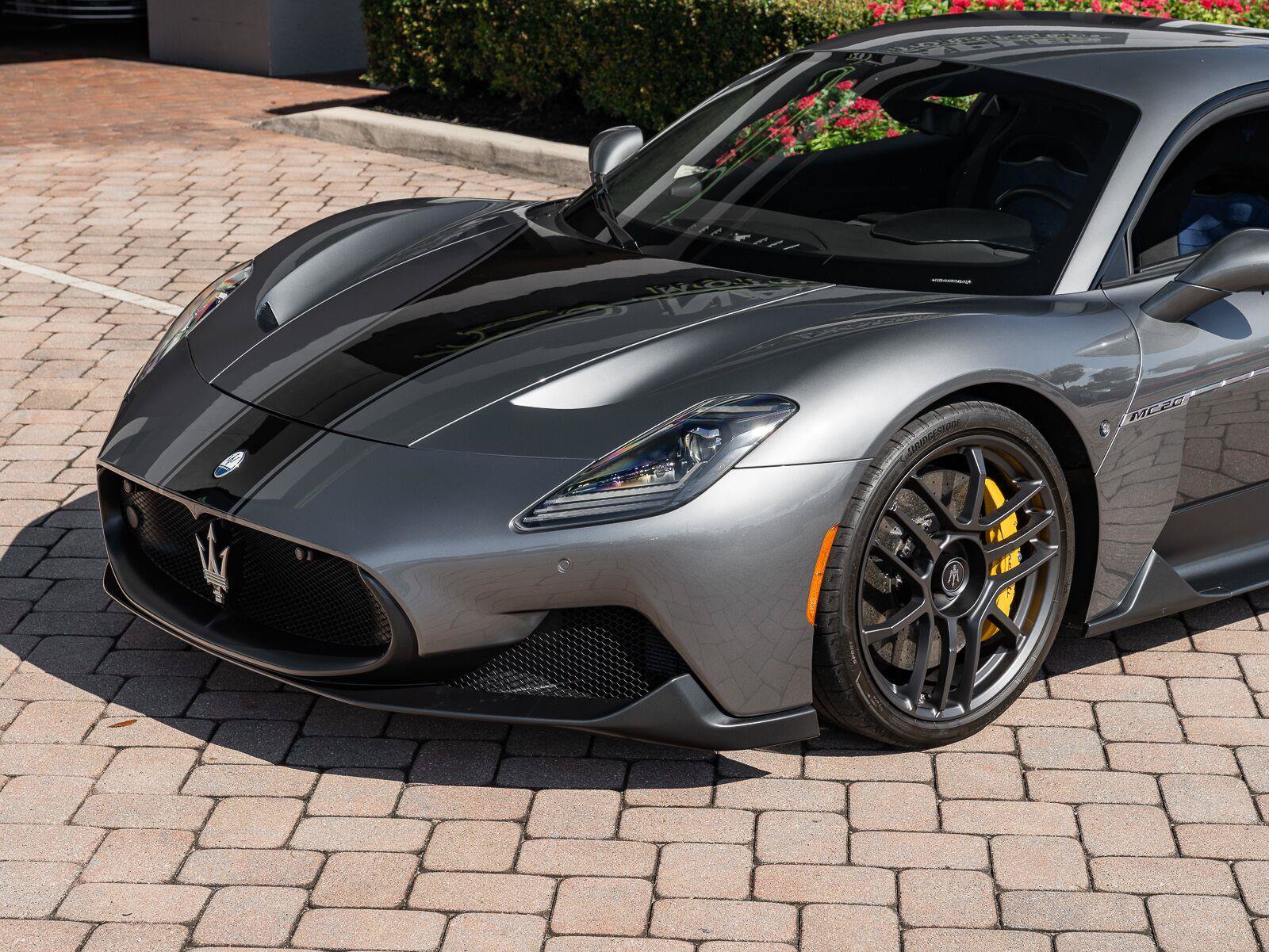 Used 2022 Maserati MC20 Coupe RWD image 25