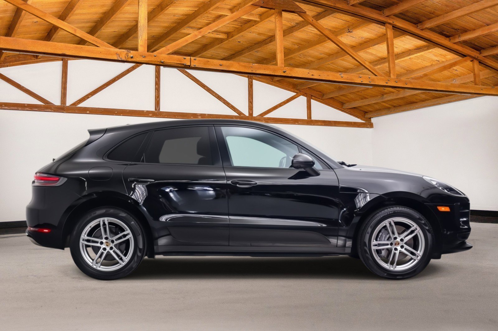 Used 2021 Porsche Macan AWD/4WD image 6