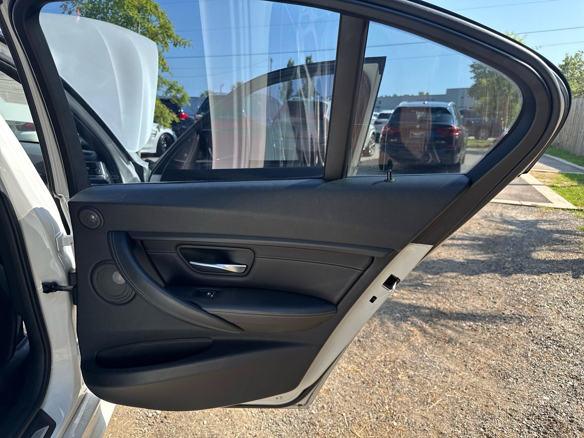 Used 2016 BMW M3 RWD image 32