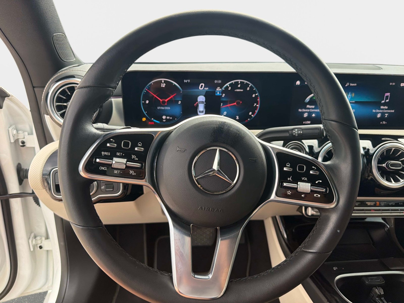 Used 2023 Mercedes-Benz CLA 250 image 24