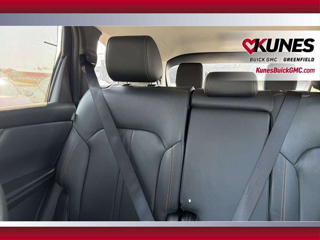 Used 2025 MAZDA CX-90 3.3 Turbo w/ Preferred Package image 35