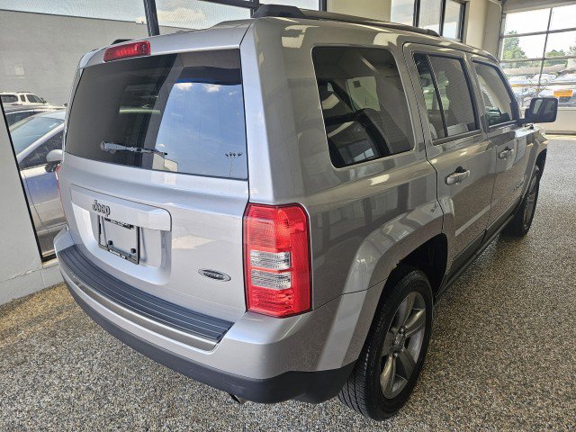 Used 2016 Jeep Patriot Sport w/ Power Value Group FWD image 2