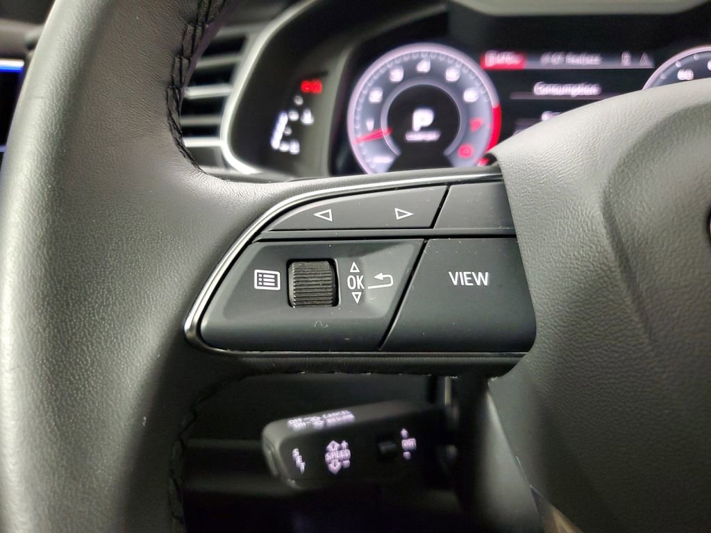 Used 2023 Audi Q8 Prestige AWD/4WD image 26