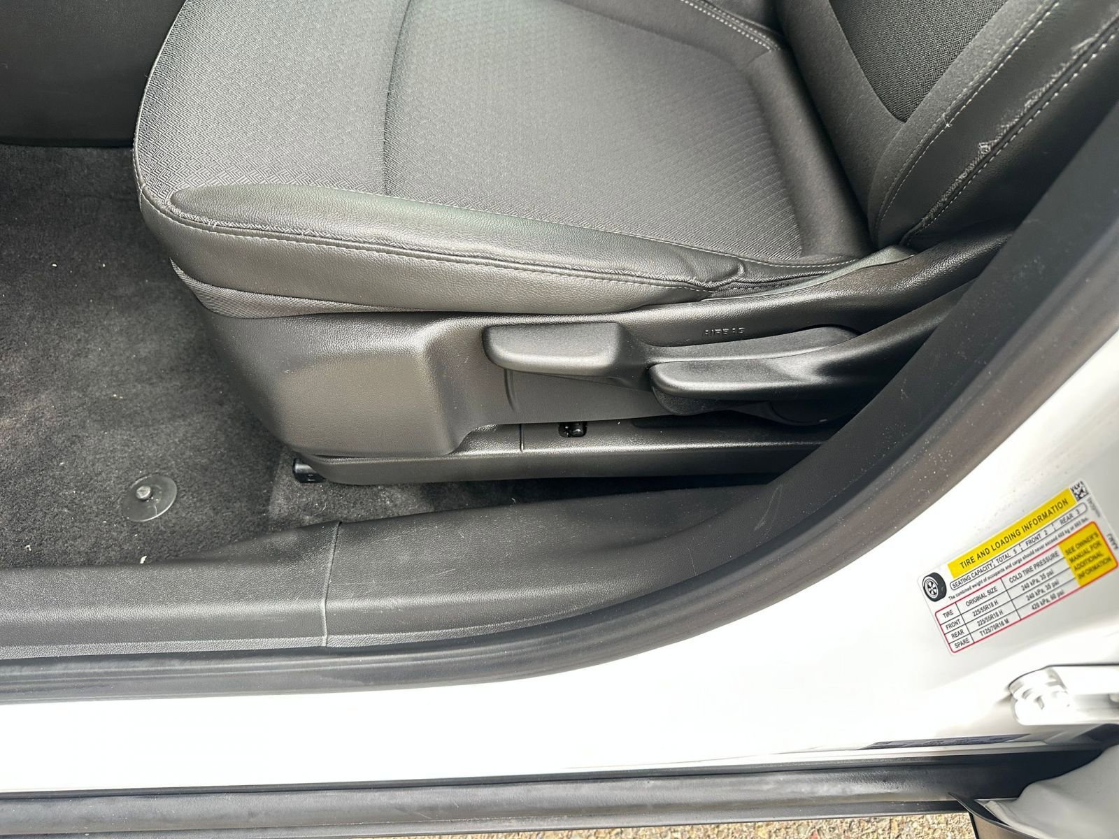 Used 2025 Buick Encore GX Preferred image 23