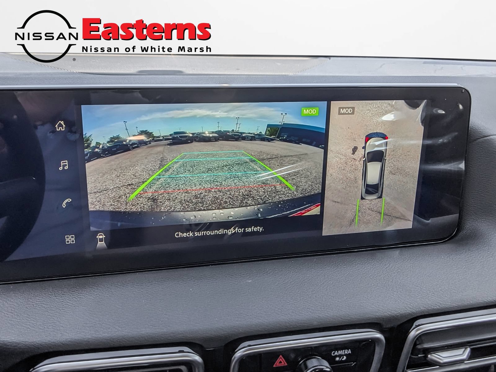 New 2026 Nissan Sentra SR w/ SR Premium Package FWD image 19