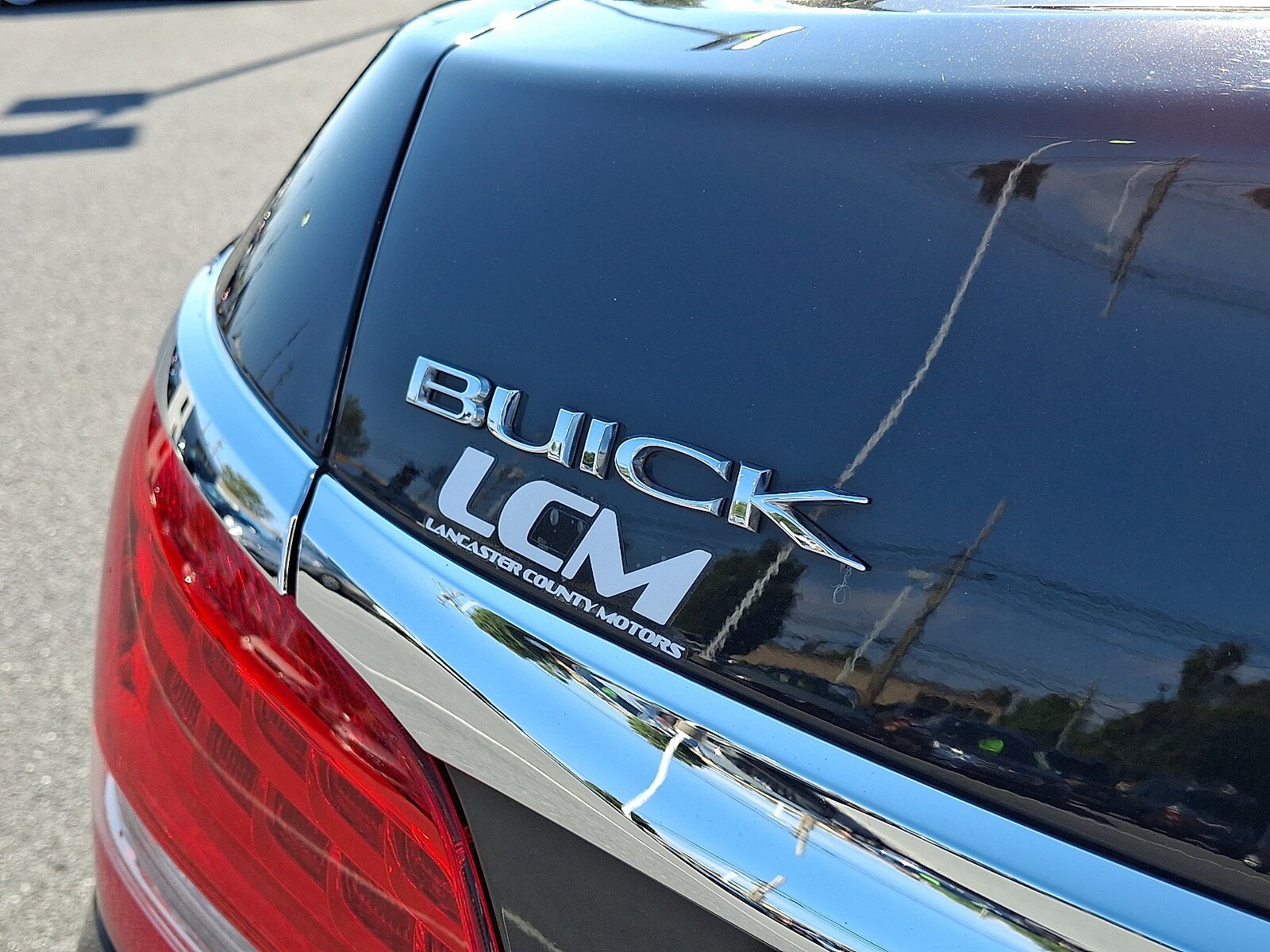 Used 2016 Buick LaCrosse Premium w/ Driver Confidence Package #1 FWD image 31