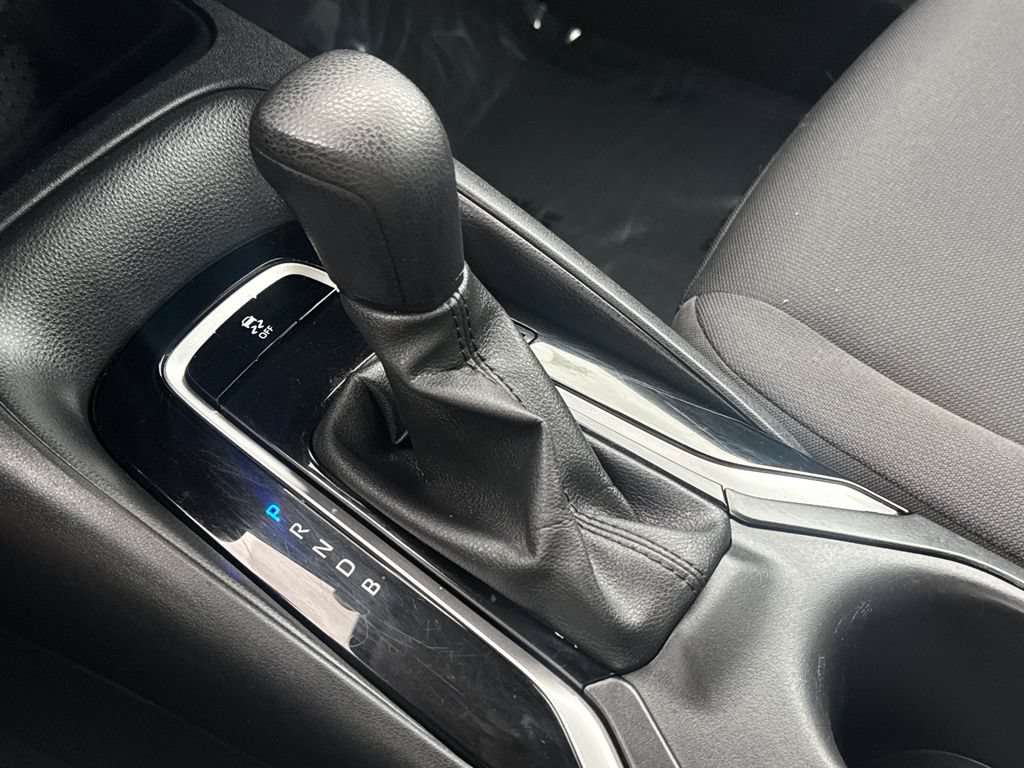 Used 2024 Toyota Corolla LE FWD image 25