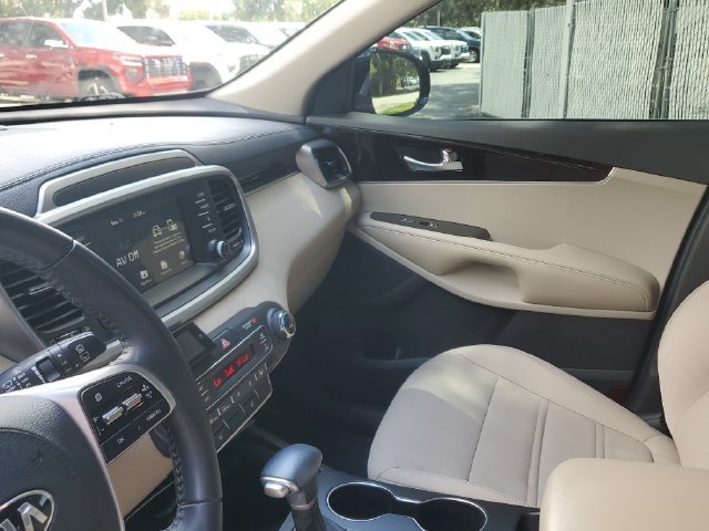 Used 2020 Kia Sorento S FWD image 23