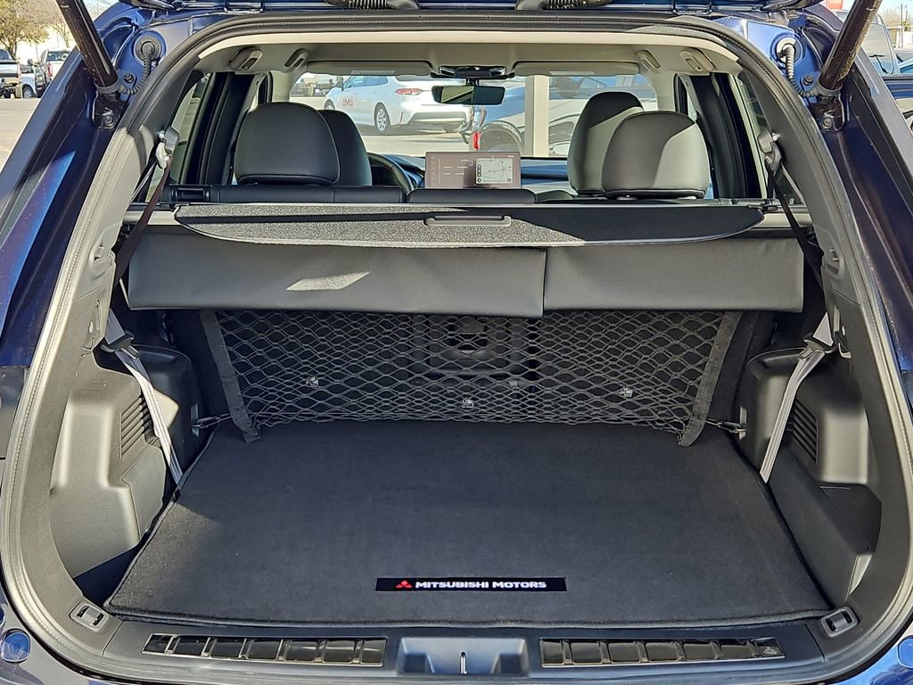 New 2026 Mitsubishi Outlander SE image 19