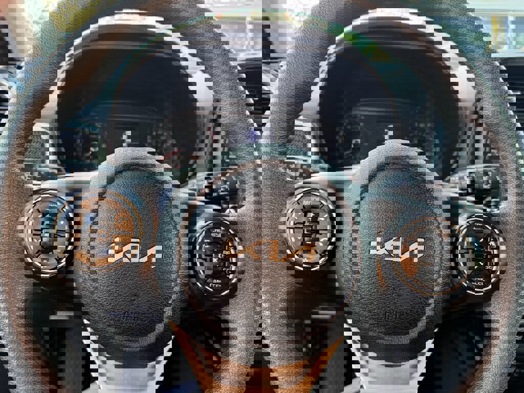 Used 2022 Kia Soul LX w/ Technology Package image 10