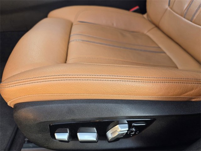 Used 2020 BMW 530i w/ Convenience Package image 19