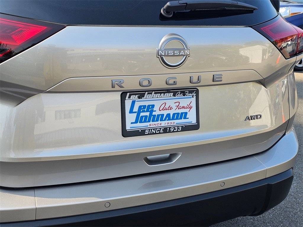 New 2026 Nissan Rogue SV image 23