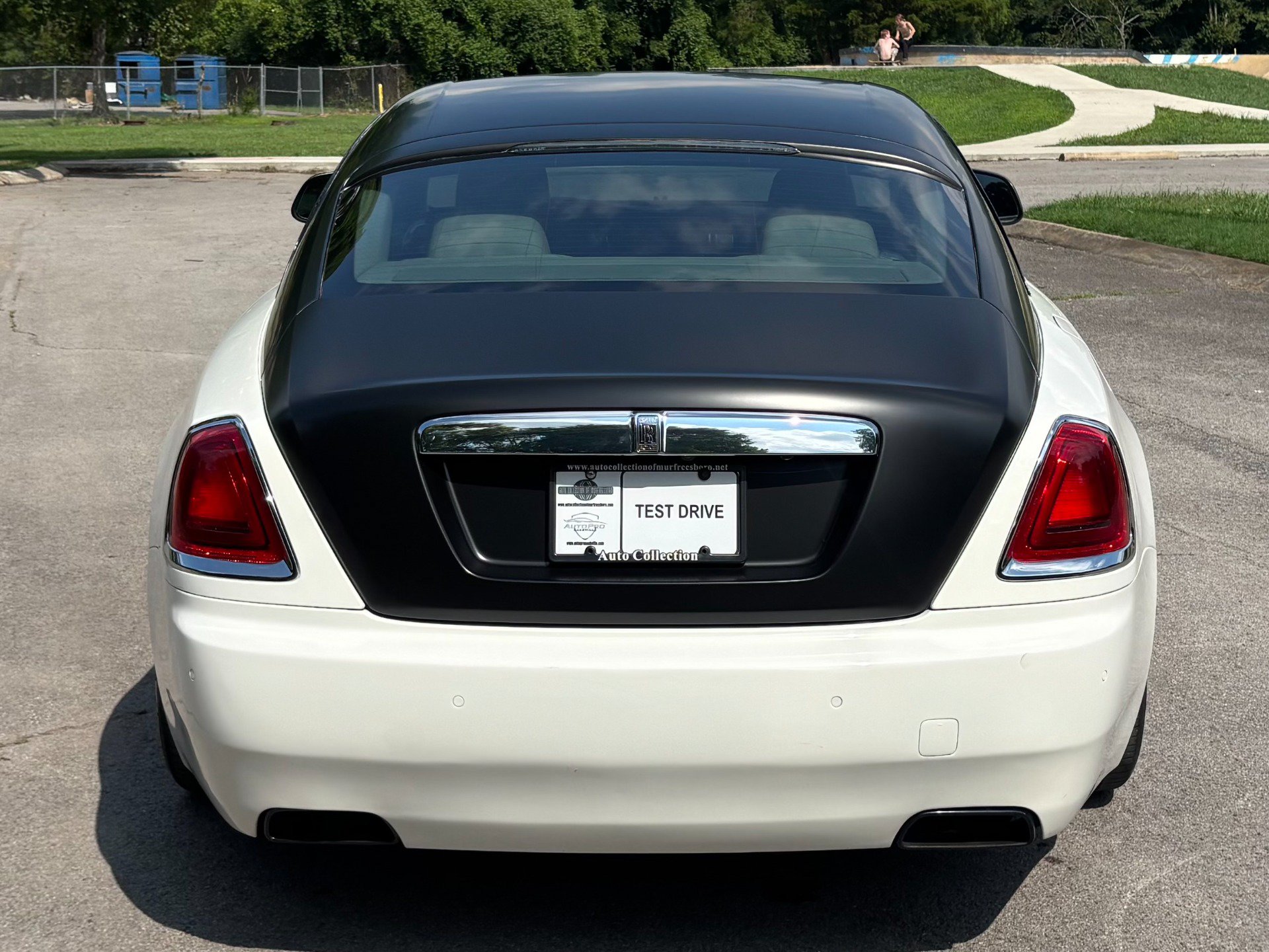 Used 2016 Rolls-Royce Wraith RWD image 5
