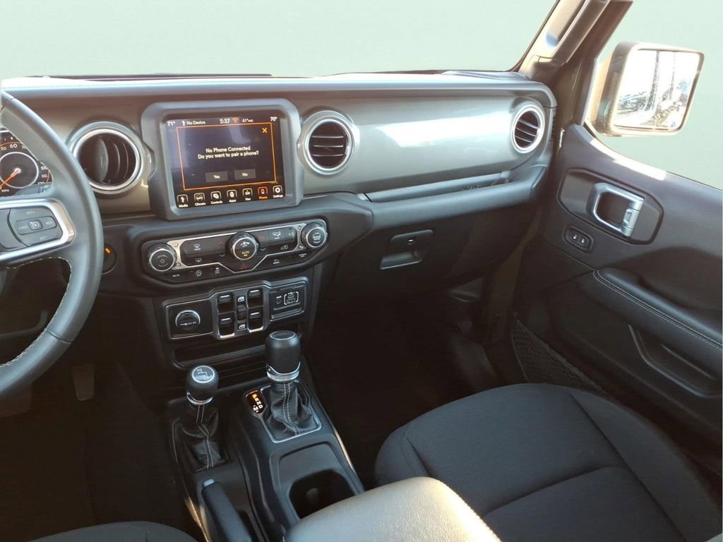 Used 2023 Jeep Gladiator Overland AWD/4WD image 19