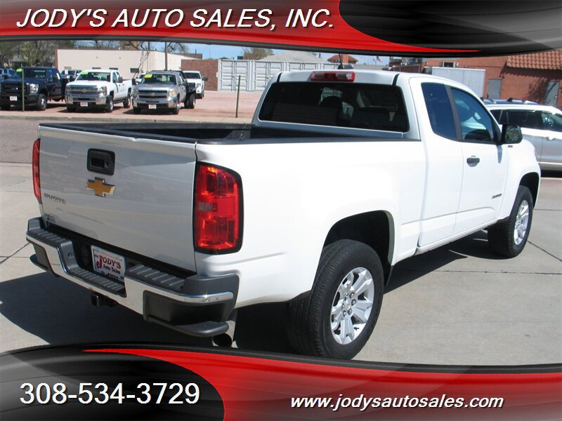Used 2017 Chevrolet Colorado W/T w/ WT Convenience Package RWD image 32