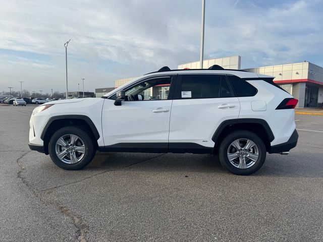 New 2025 Toyota RAV4 LE image 3