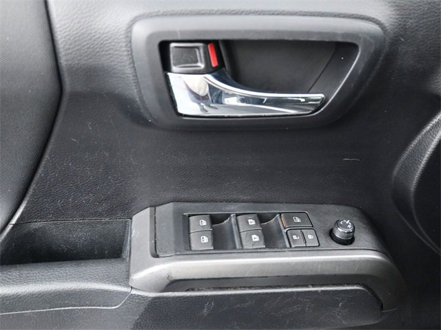 Used 2021 Toyota Tacoma TRD Off-Road image 22