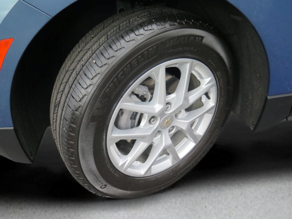 Certified 2024 Chevrolet Equinox LT FWD image 25