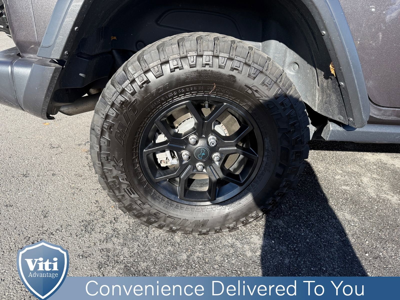 Used 2024 Jeep Wrangler Unlimited image 14