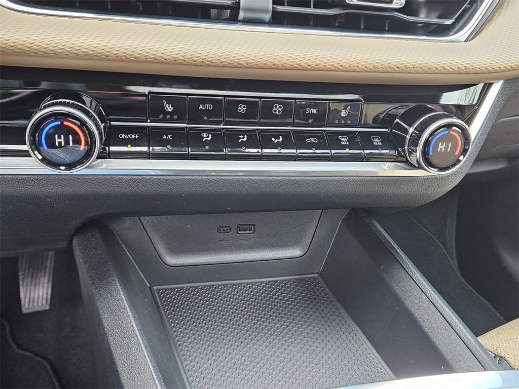 New 2026 Chevrolet Equinox ACTIV w/ Safety and Technology Package image 22