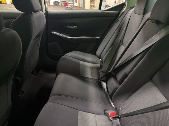 Used 2021 Nissan Sentra SV image 31