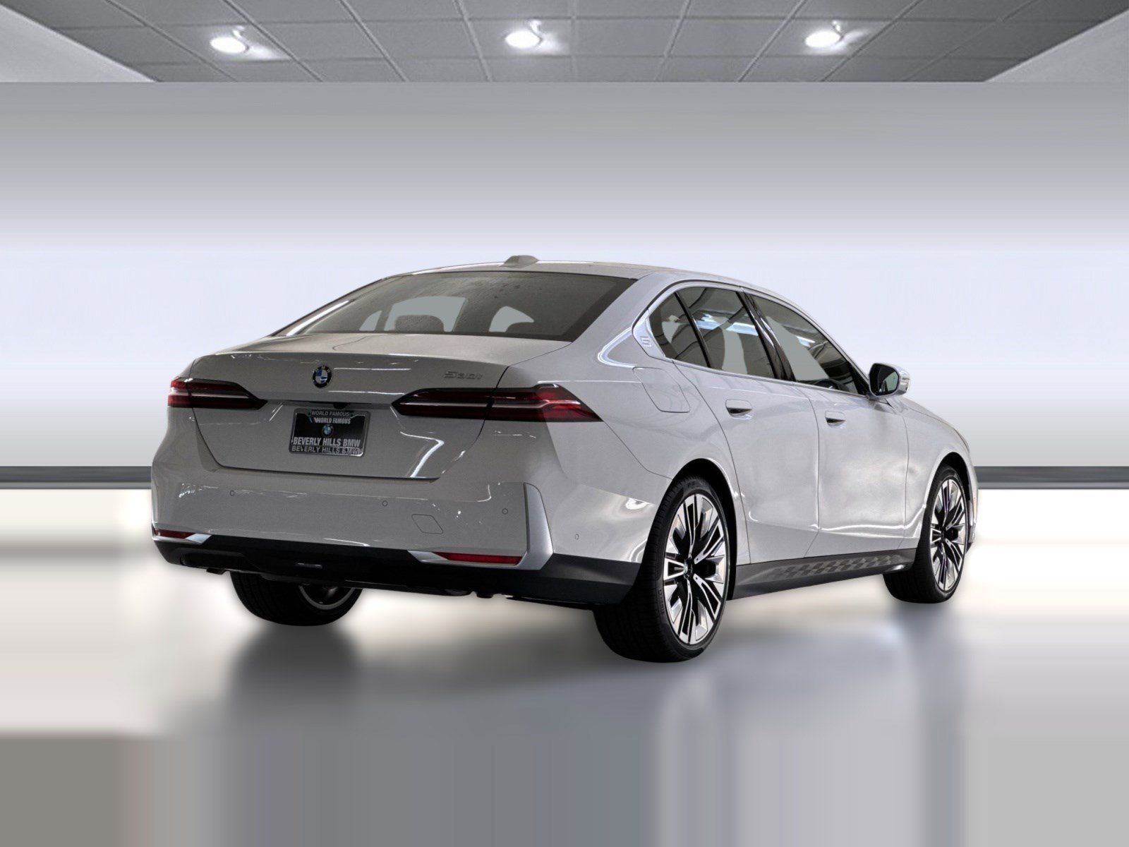 Used 2026 BMW 530i w/ Premium Package RWD image 8