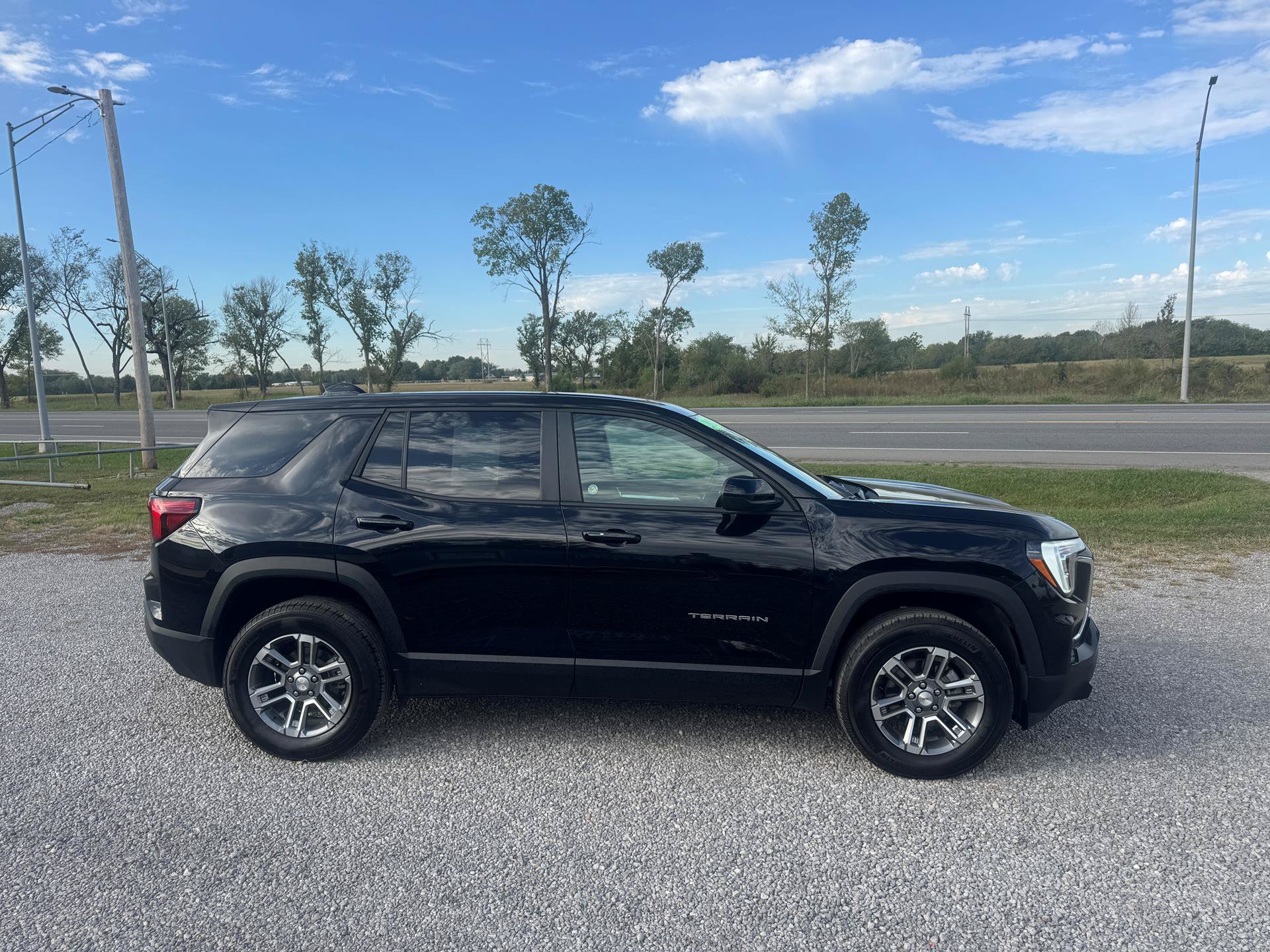 Used 2026 GMC Terrain Elevation AWD/4WD image 2